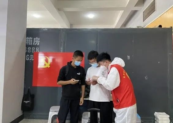 1664244197257013407.jpg
